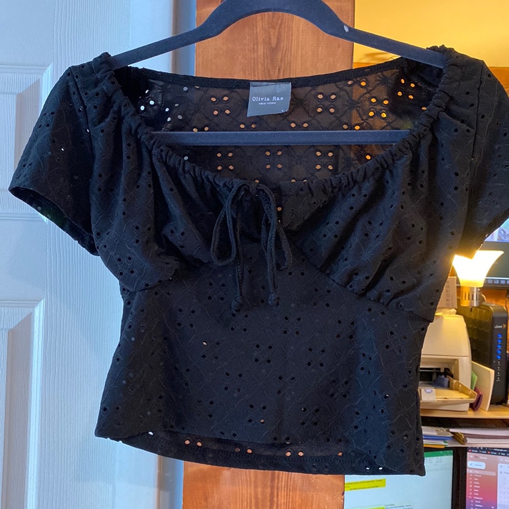 Cropped scoop neck with tie top